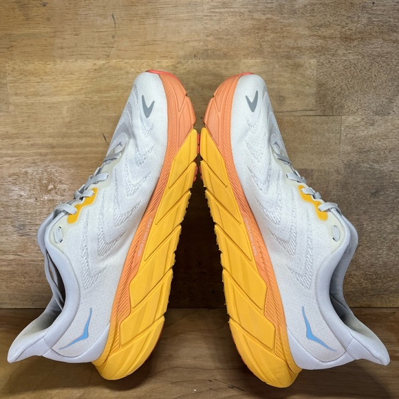 Hoka One One Arahi 6 Womens Sz 11 Running Shoes Nimbus Cloud Blanc de Blanc - Picture 6 of 12